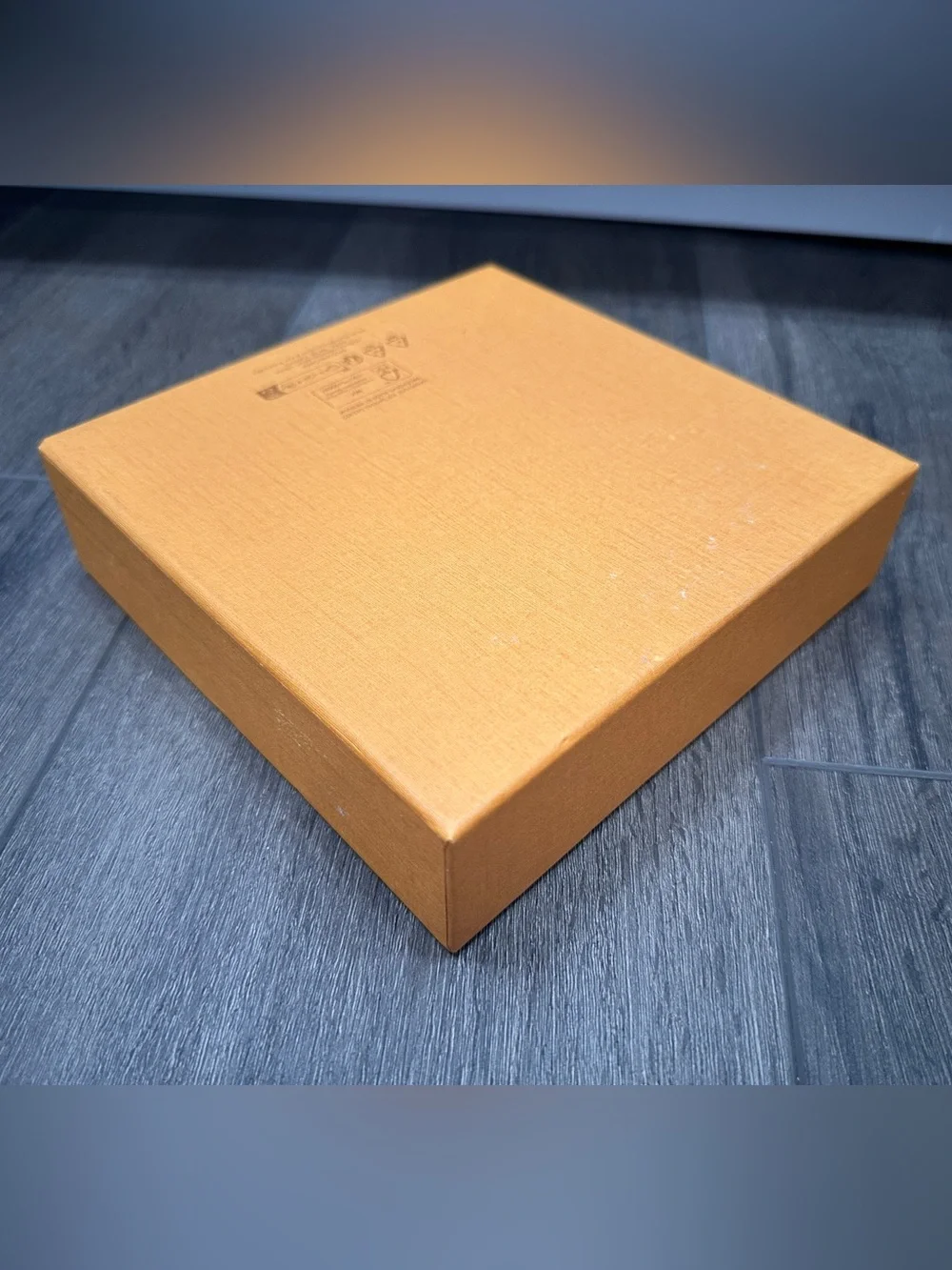 LOUIS VUITTON SIGNATURE ORANGE PAPER EMPTY WALLET BOX. PRE-OWNED. - Picture 12 of 12